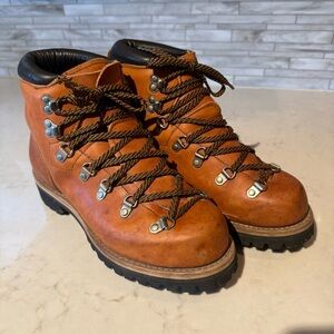 Red Wing Shoes Women's Lace Up Boots - Brown